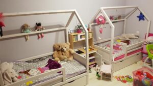 Kinderbetten im skandinavischen Stil